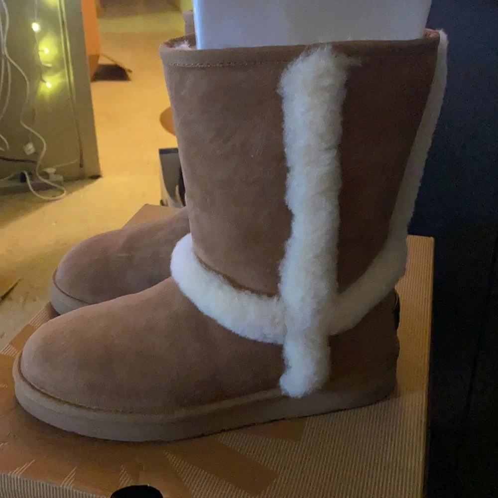 Women's ugg style CARTER in chestnut size 7 - Picture 2 of 4
